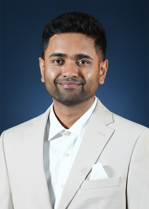 Arafat Aziz headshot