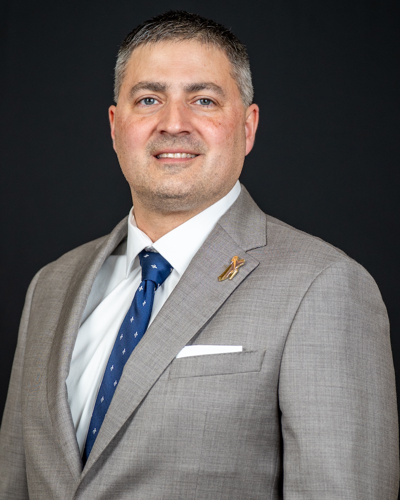 Headshot of Michael Henderson